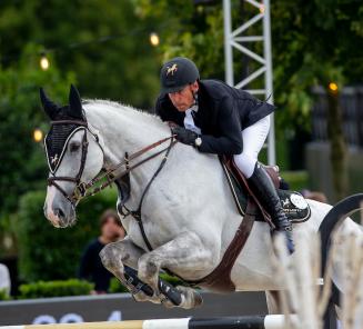 Ludo Philippaerts met Laurier