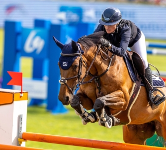 Odina van Klapscheut en Petronella Andersson
