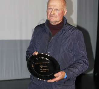 Hugo Versnick