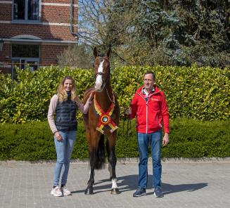 Aangename kennismaking met 1e reservekampioen Sunday JM Aangename kennismaking met 1e reservekampioen Sunday JM